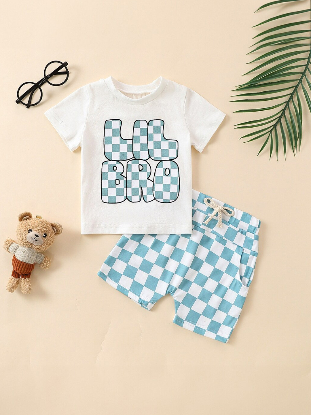 

StyleCast Boys Round Neck Short Sleeves Printed T-shirt with Shorts, Blue