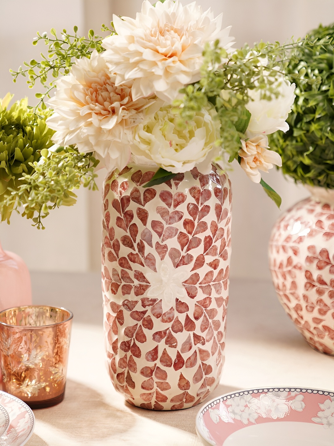 

Pure Home and Living Pink Mother Of Pearl Ceramic Large Vase