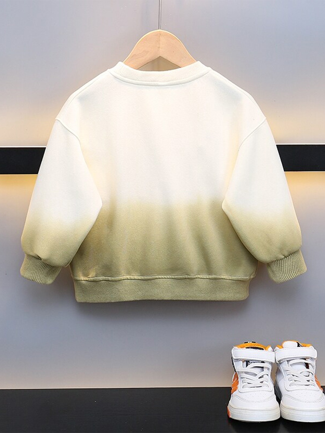 

StyleCast x Revolte Boys Colourblocked Cotton Pullover, Beige