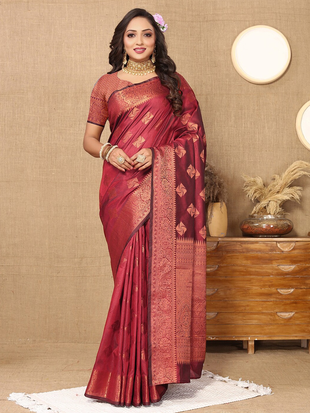 

MARGI DESIGNERS Ethnic Motifs Woven Design Zari Chanderi Saree, Maroon