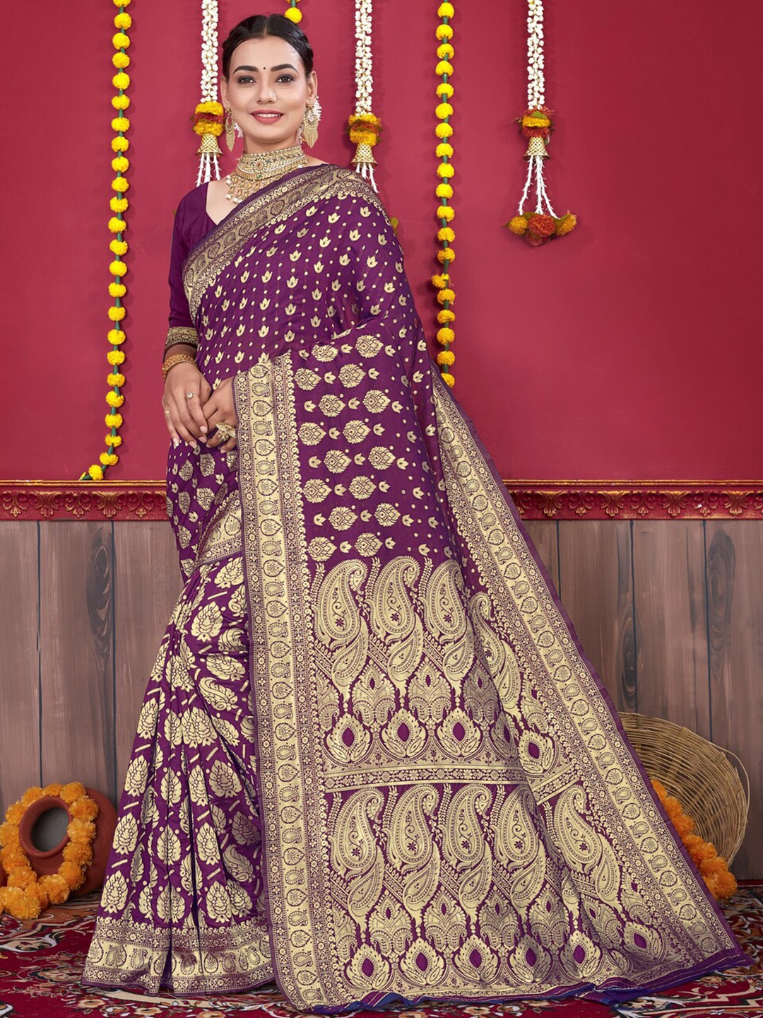 

trihut Ethnic Motifs Zari Banarasi Saree, Purple