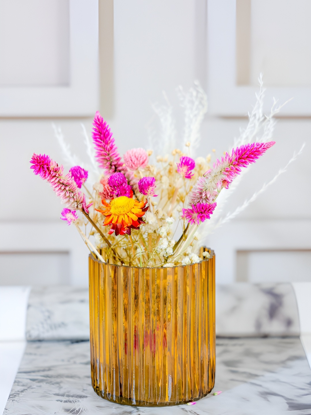 

ArteCasa Desert Dream Yellow Textured Ceramic Flower Vase