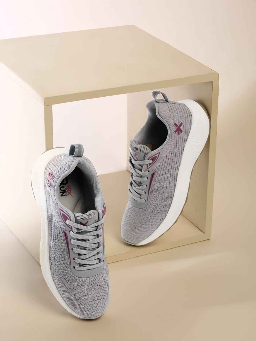 

HRX by Hrithik Roshan Women Grey Mesh Running Shoes