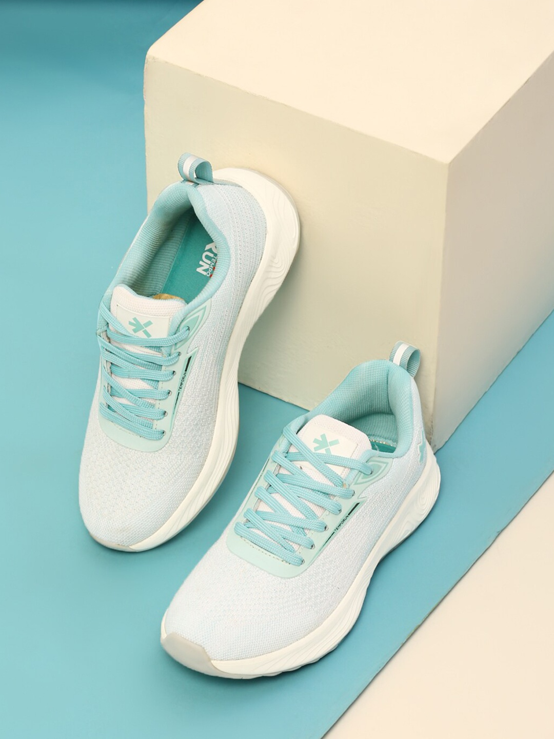 

HRX by Hrithik Roshan Women Sea Green Mesh Running Shoes