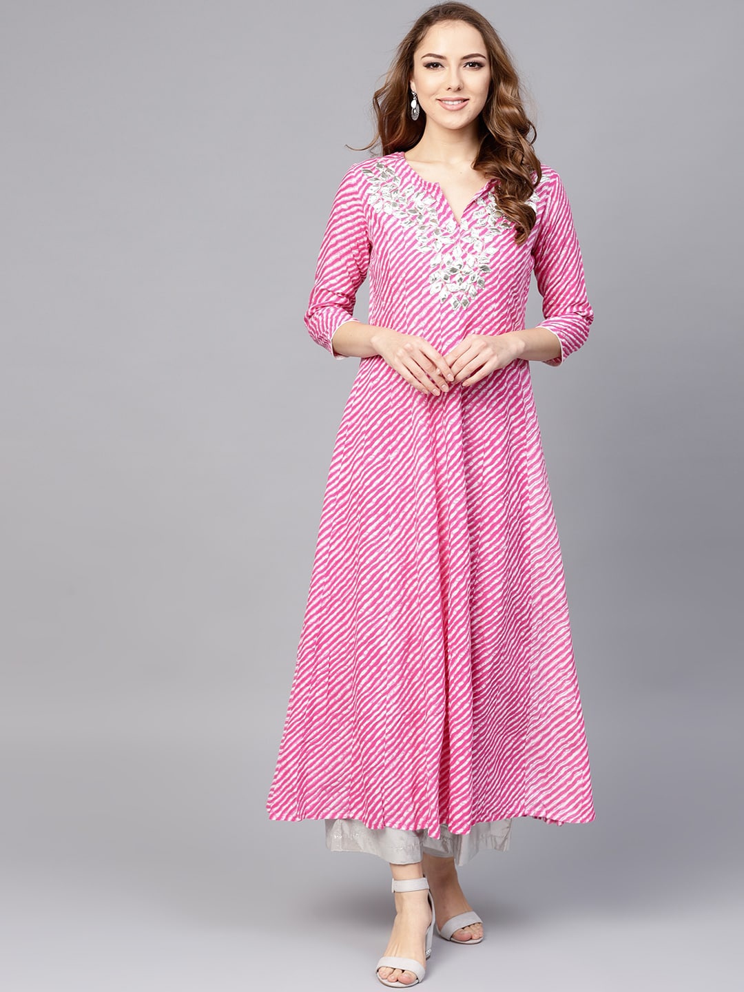 

KALINI Leheriya Printed V-Neck Gotta Flared Patti Panelled Anarkali Kurta, Pink