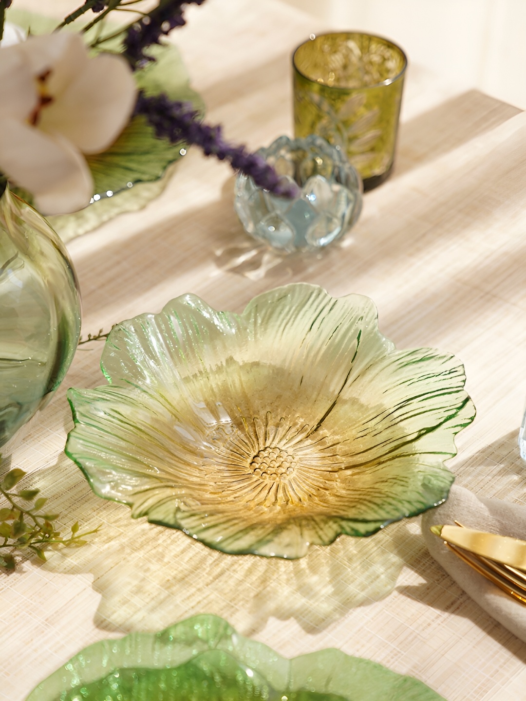 

Pure Home and Living Green and Yellow 2 Pcs Floral Shaped Side Glass Bowls
