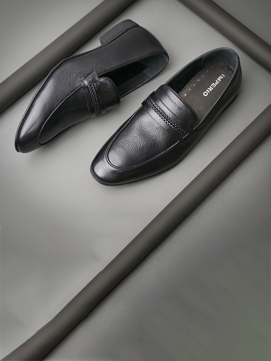 

Regal Men Leather Formal Loafers, Black