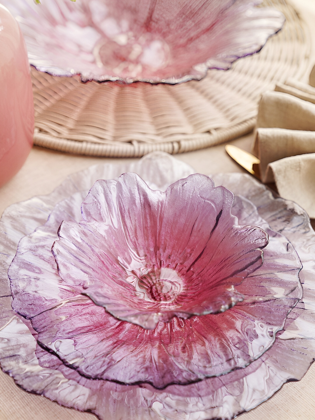 

Pure Home and Living Purple & Pink 2 Pieces Floral Shaped Glass Serving Bowls