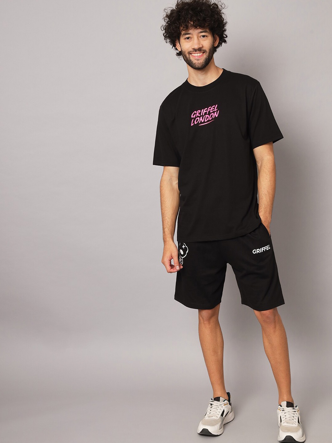 

GRIFFEL Printed Pure Cotton Oversized Fit T-Shirt & Shorts, Black