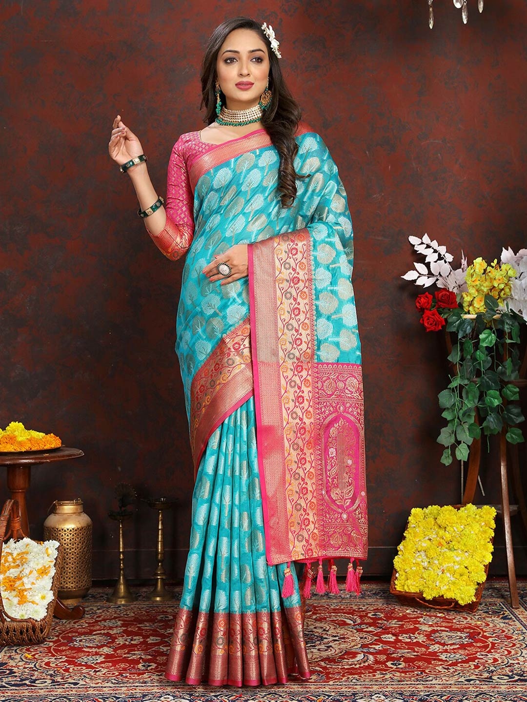 

MARGI DESIGNERS Ethnic Motifs Woven Design Zari Organza Banarasi Saree, Turquoise blue