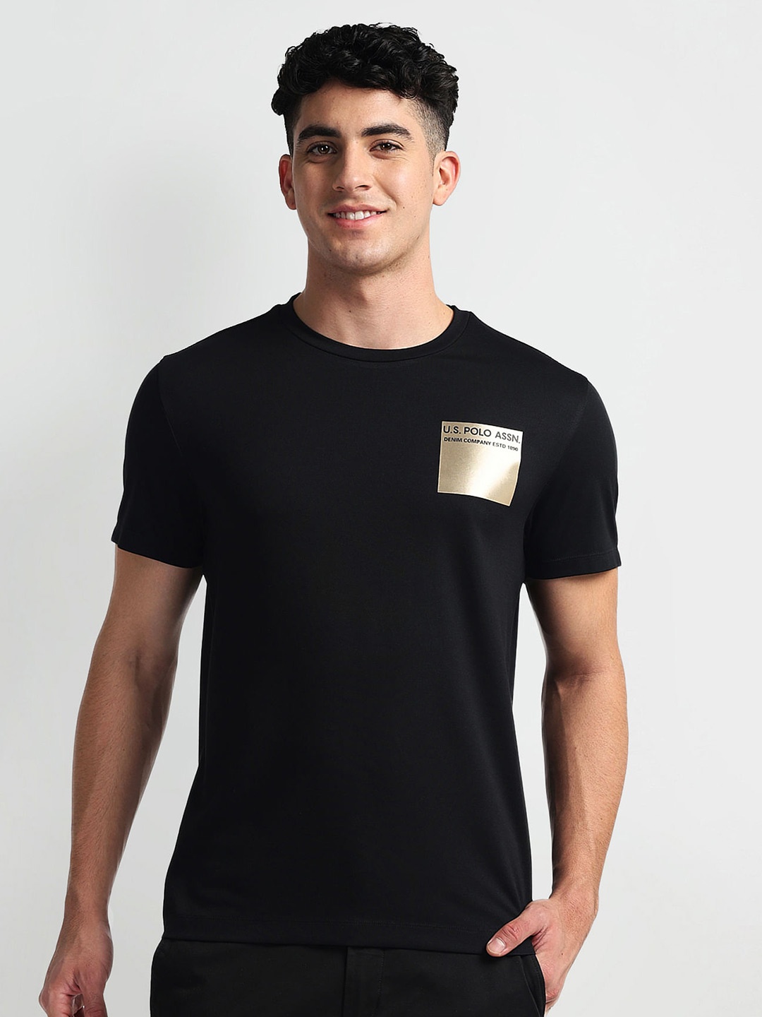 

U.S. Polo Assn. Denim Co. Round Neck Short Sleeves Cotton Slim Fit T-shirt, Black