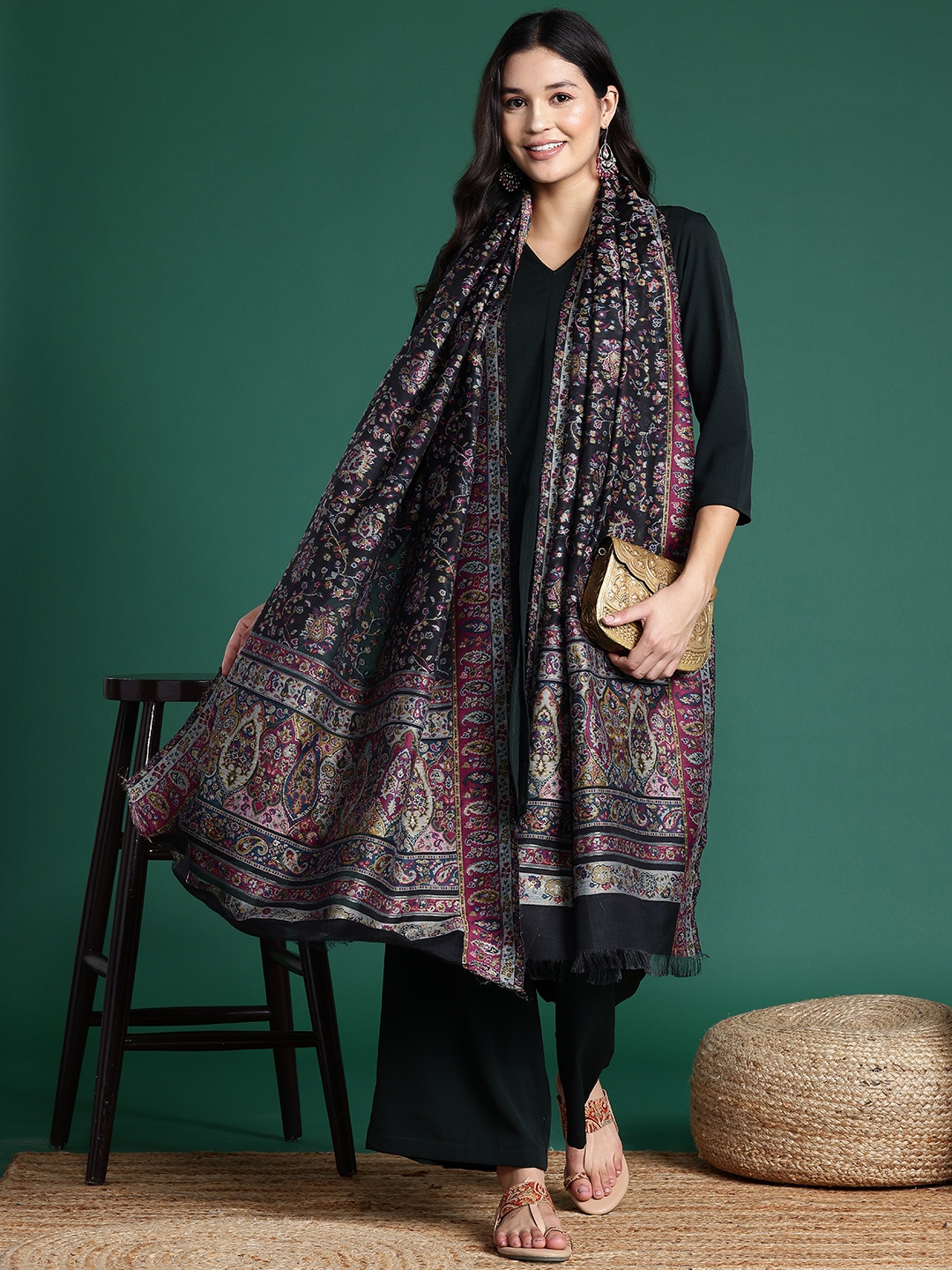 

Sangria Paisley Printed Dupatta, Black