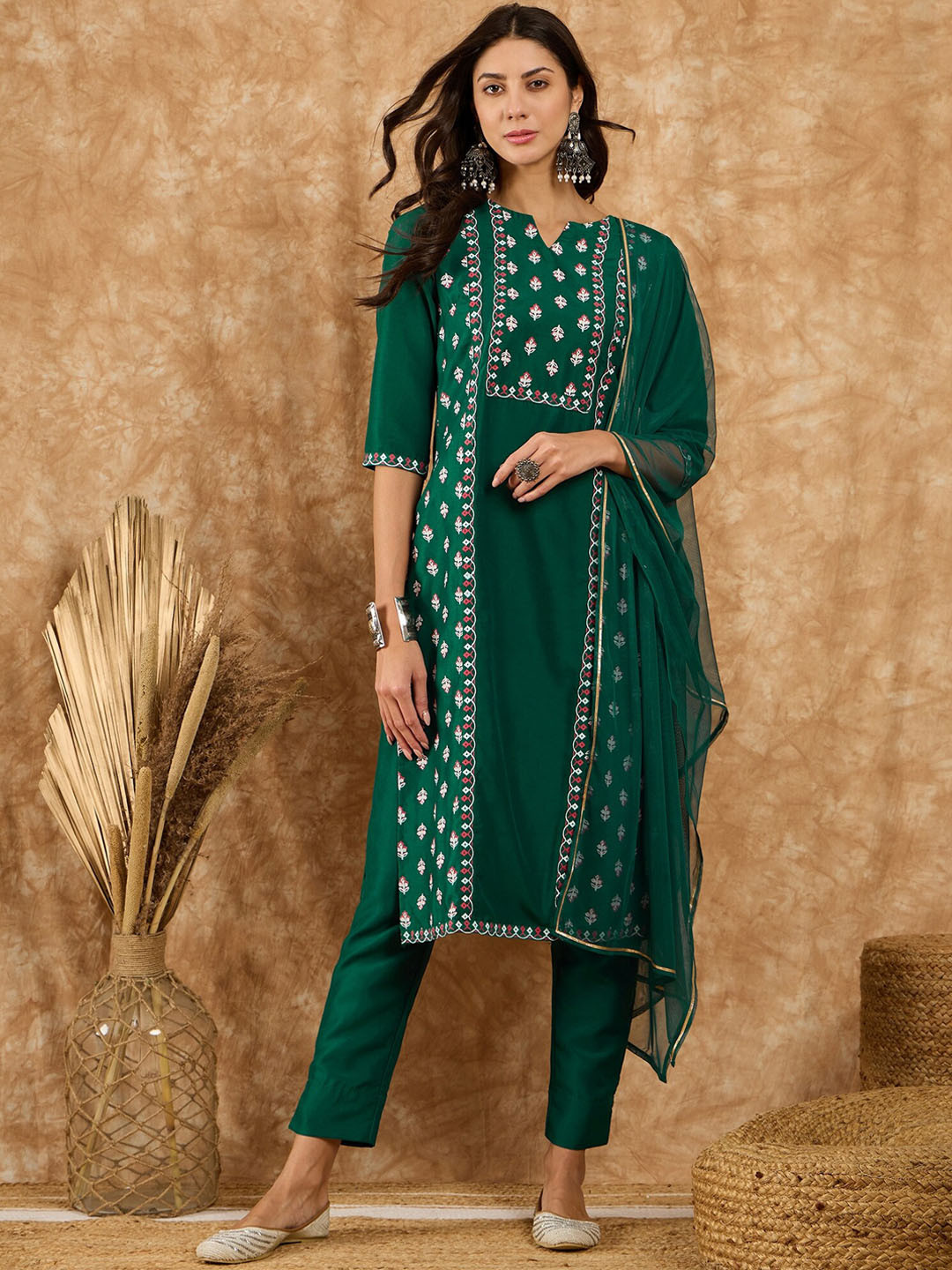 

KALINI Floral Printed Regular Straight Kurta with Trousers & With Dupatta, Green