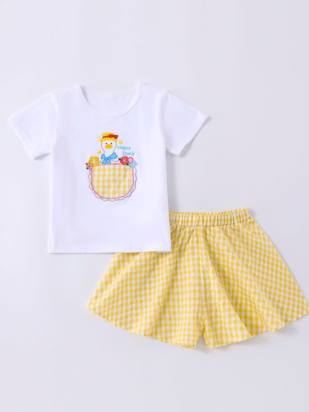 

StyleCast Girls Printed T-shirt With Shorts, Yellow