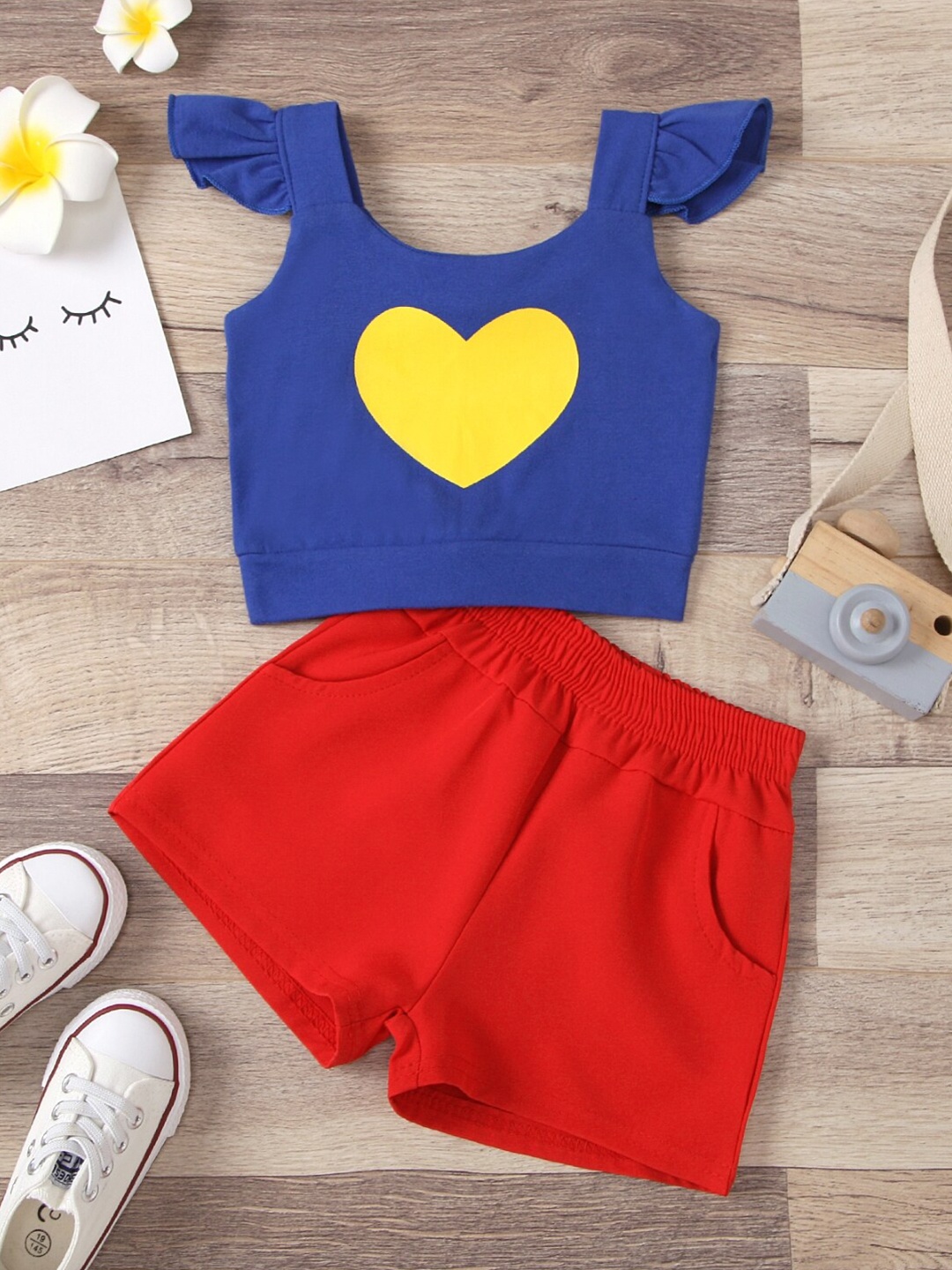 

StyleCast Infants Printed Top with Shorts, Red