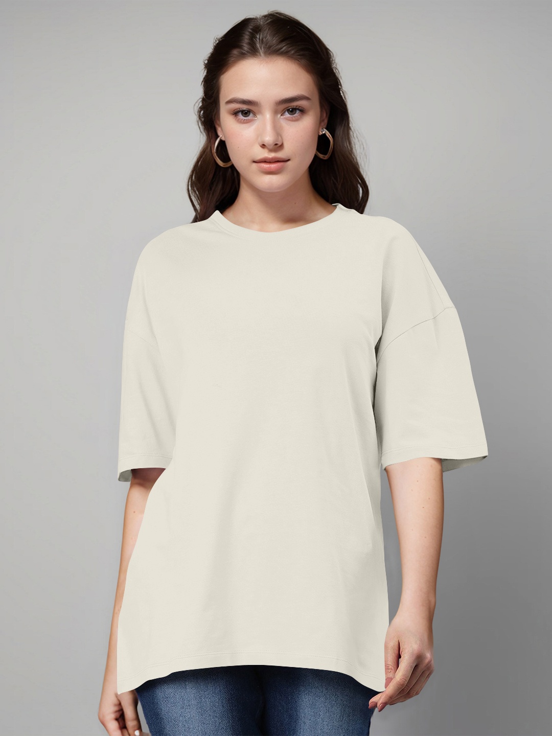 

Huetrap Round Neck Drop-Shoulder Sleeves Oversized T-shirt, Off white