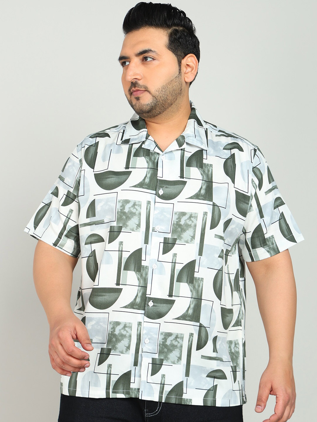 

Bene Kleed Plus Opaque Geometric Printed Cotton Casual Shirt, Green