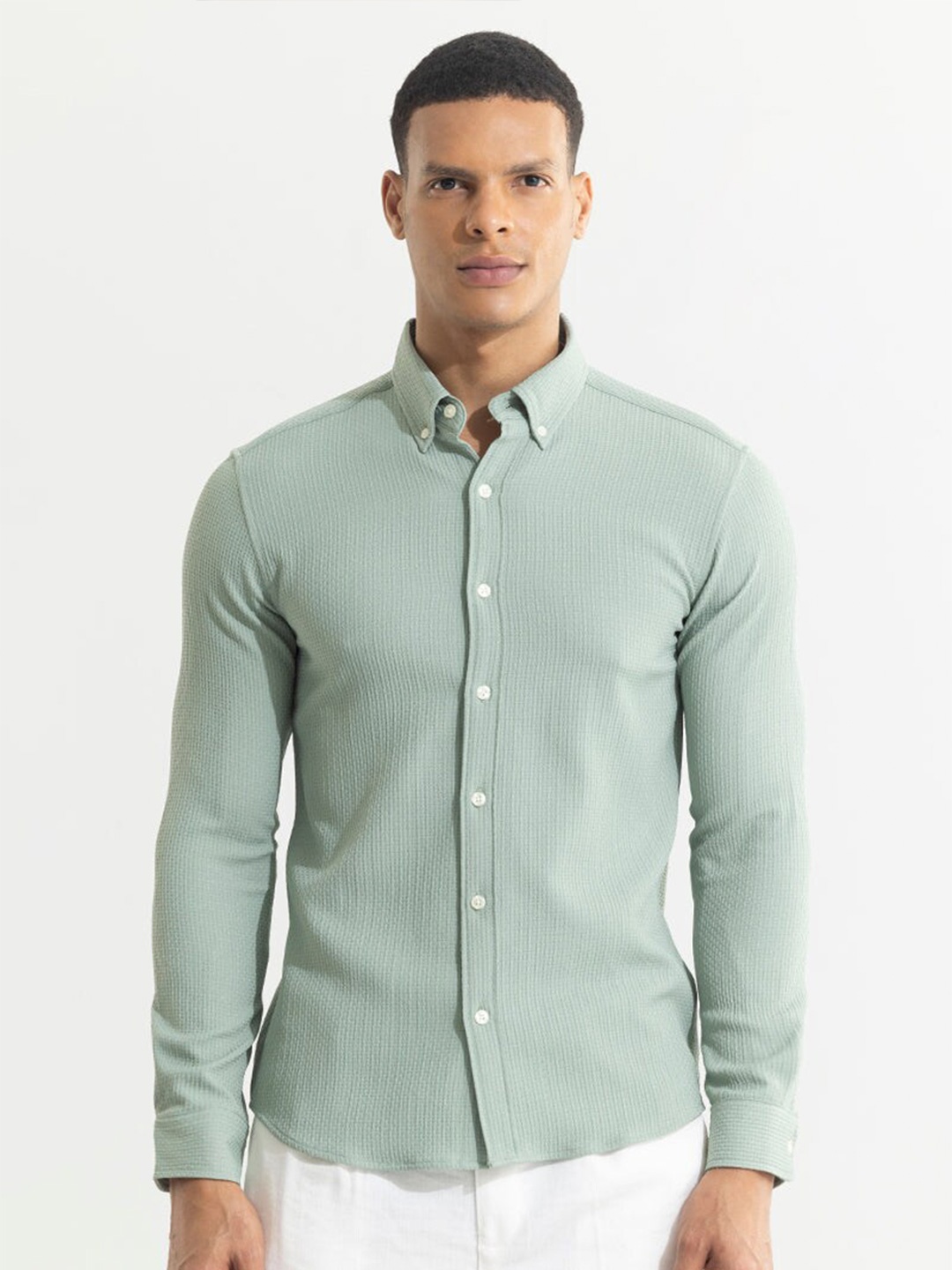 

Snitch Green Classic Slim Fit Opaque Casual Shirt