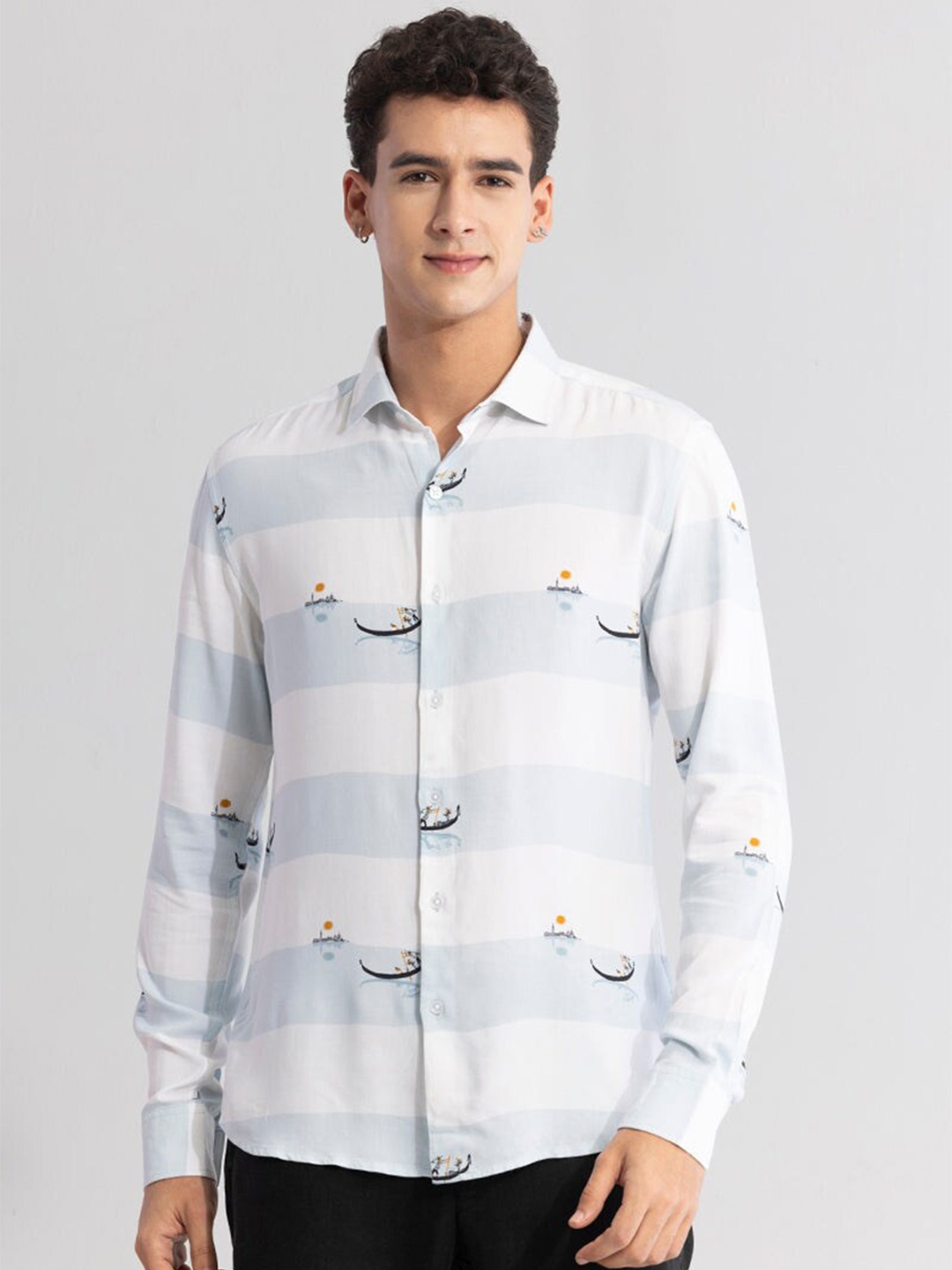 

Snitch Blue Classic Slim Fit Opaque Horizontal Striped Casual Shirt