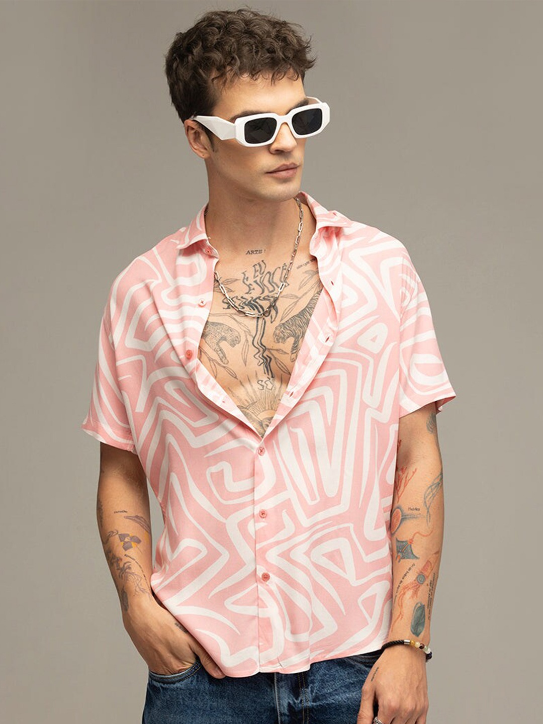 

Snitch Pink Classic Slim Fit Opaque Abstract Printed Casual Shirt