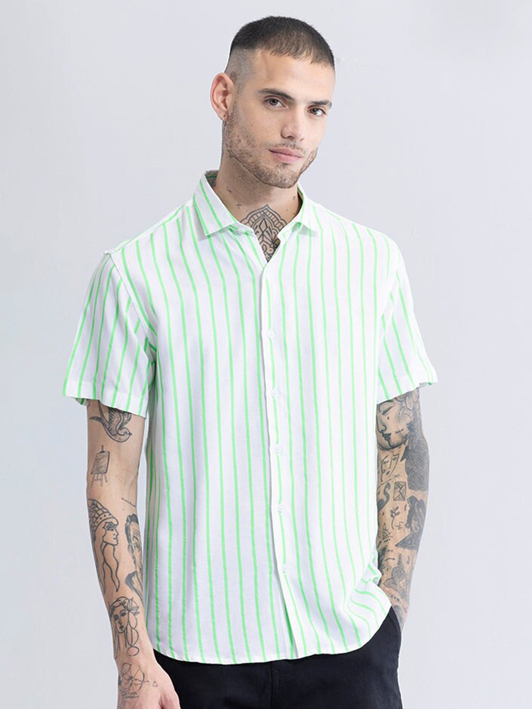 

Snitch Green & White Vertical Striped Classic Slim Fit Opaque Casual Shirt