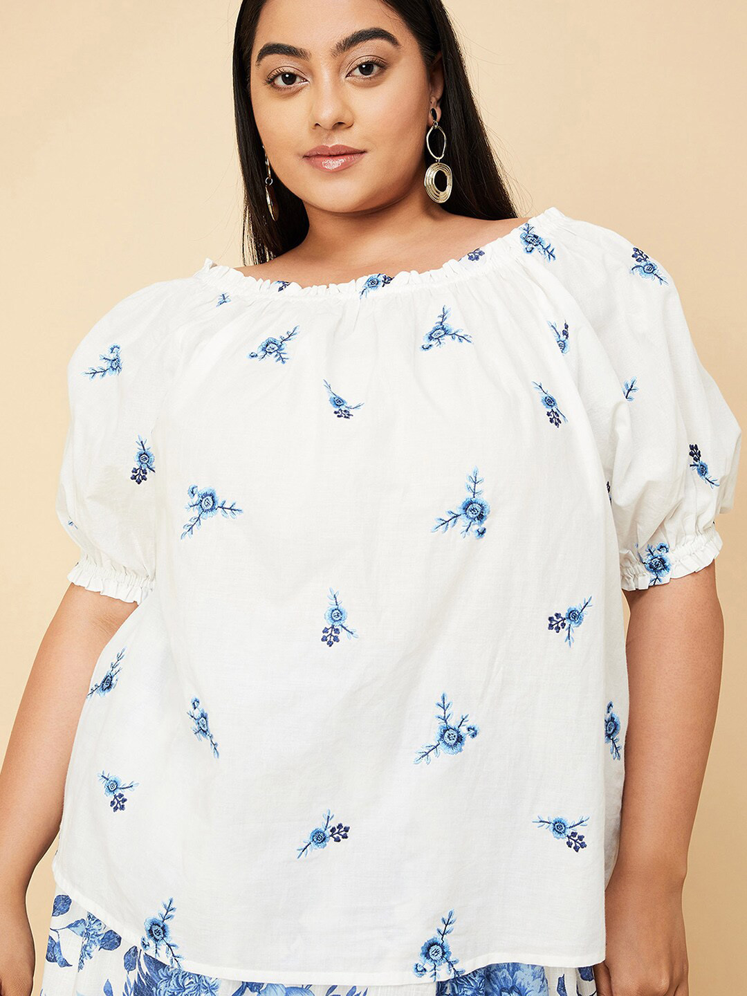 

max Plus Size Floral Print Extended Sleeves Cotton Top, White