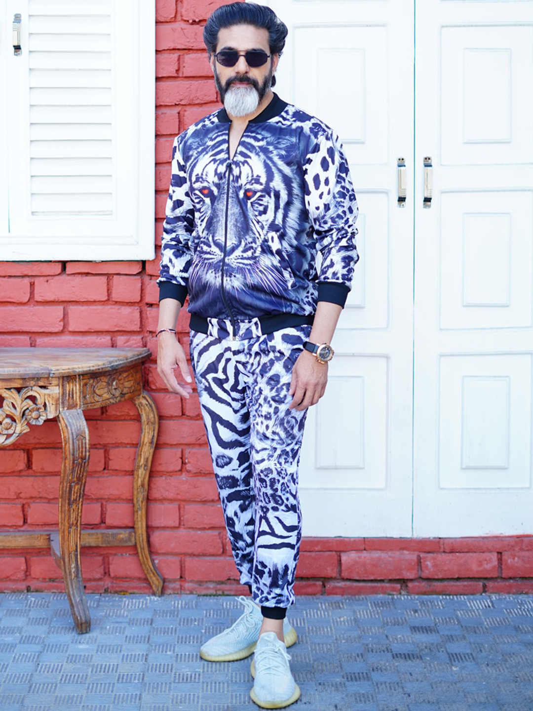 

Rajoria Instyle Abstract Printed Tracksuit, Blue