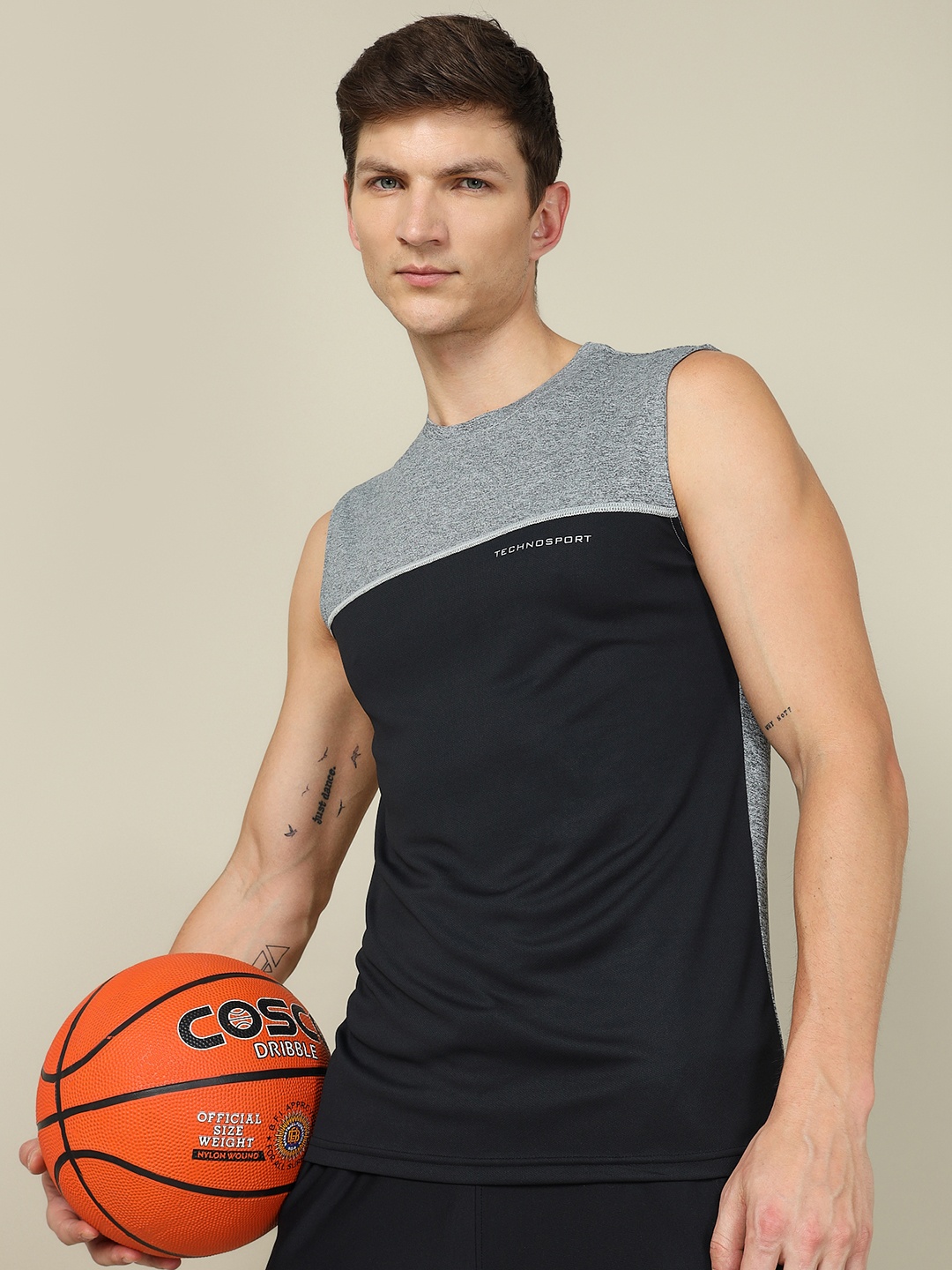 

Technosport Men Colorblocked UV Protection Breathable Gym Innerwear Vest, Black