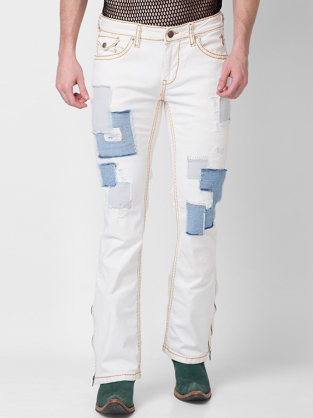 

mode de base Men Bootcut Low Rise Mildly Distressed Stretchable Jeans, White