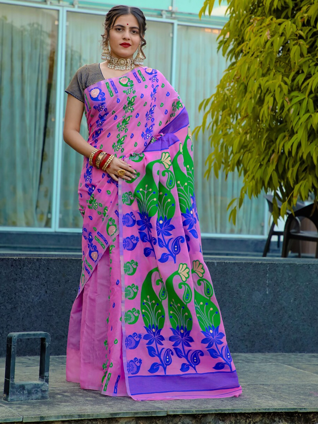 

trihut Ethnic Motifs Woven Design Jamdani Saree, Pink