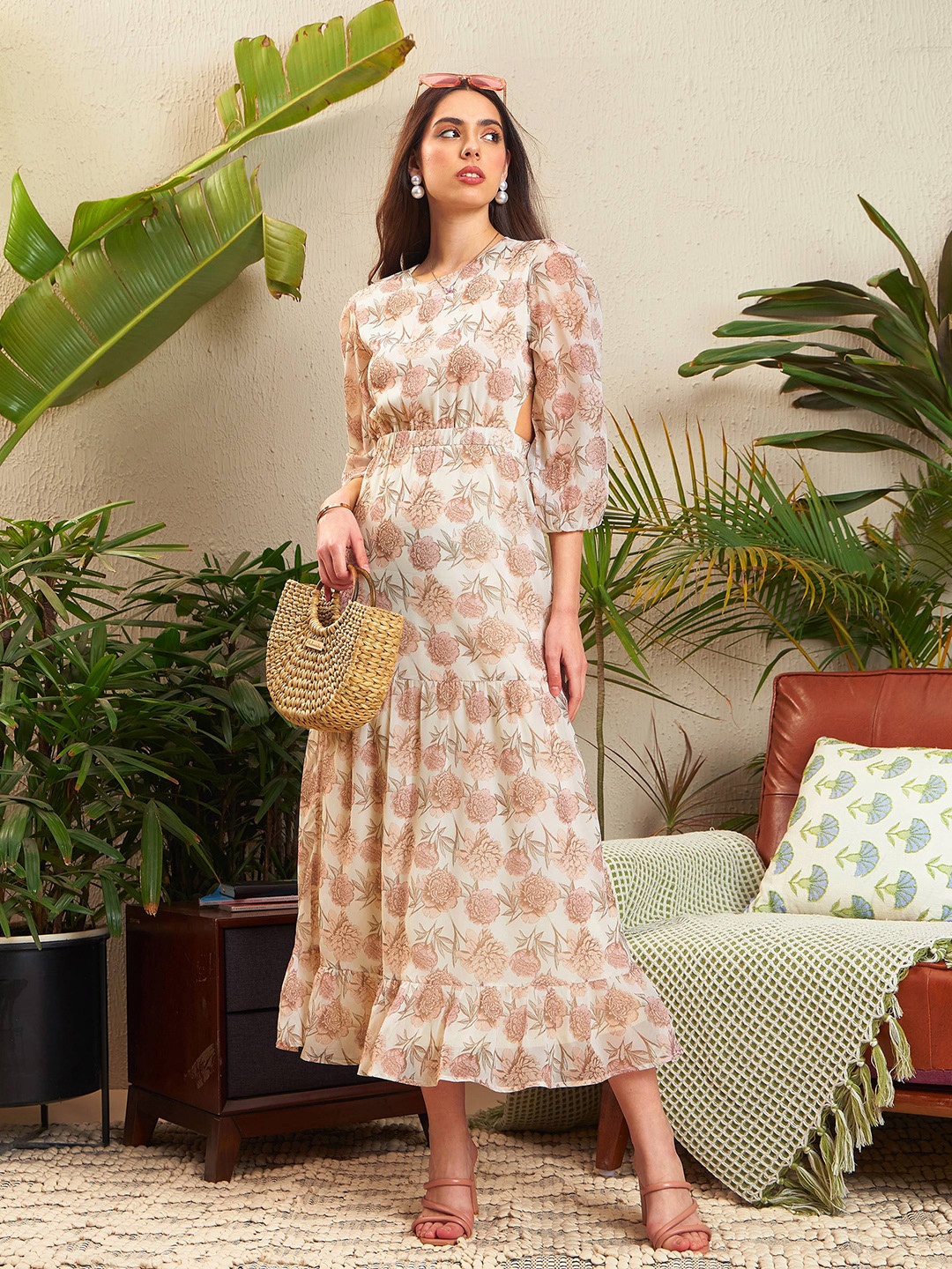 

SASSAFRAS Cream-Coloured Floral Printed Cut-Out Tiered Georgette Maxi Dress