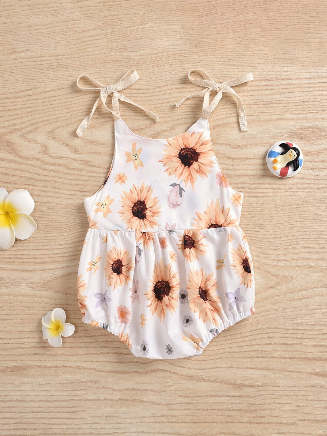 

StyleCast Infant Girls Floral Printed Sleeveless Bodysuit, White