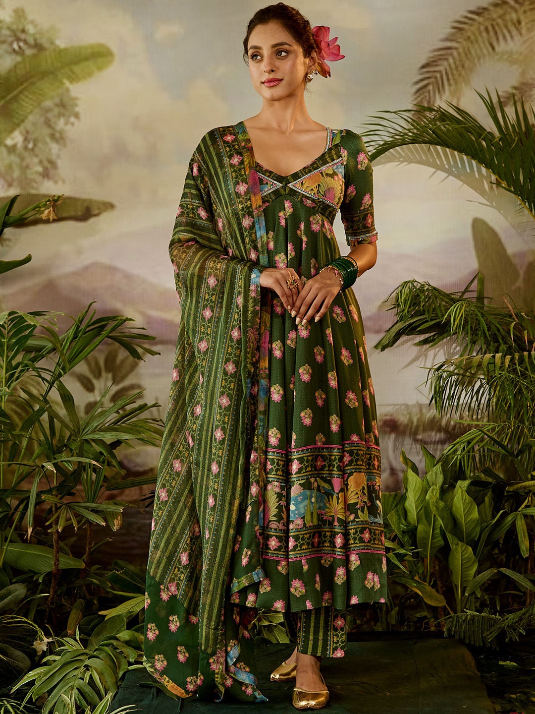 

Baise Gaba Floral Printed Anarkali Kurta With Pyjama & Dupatta, Green