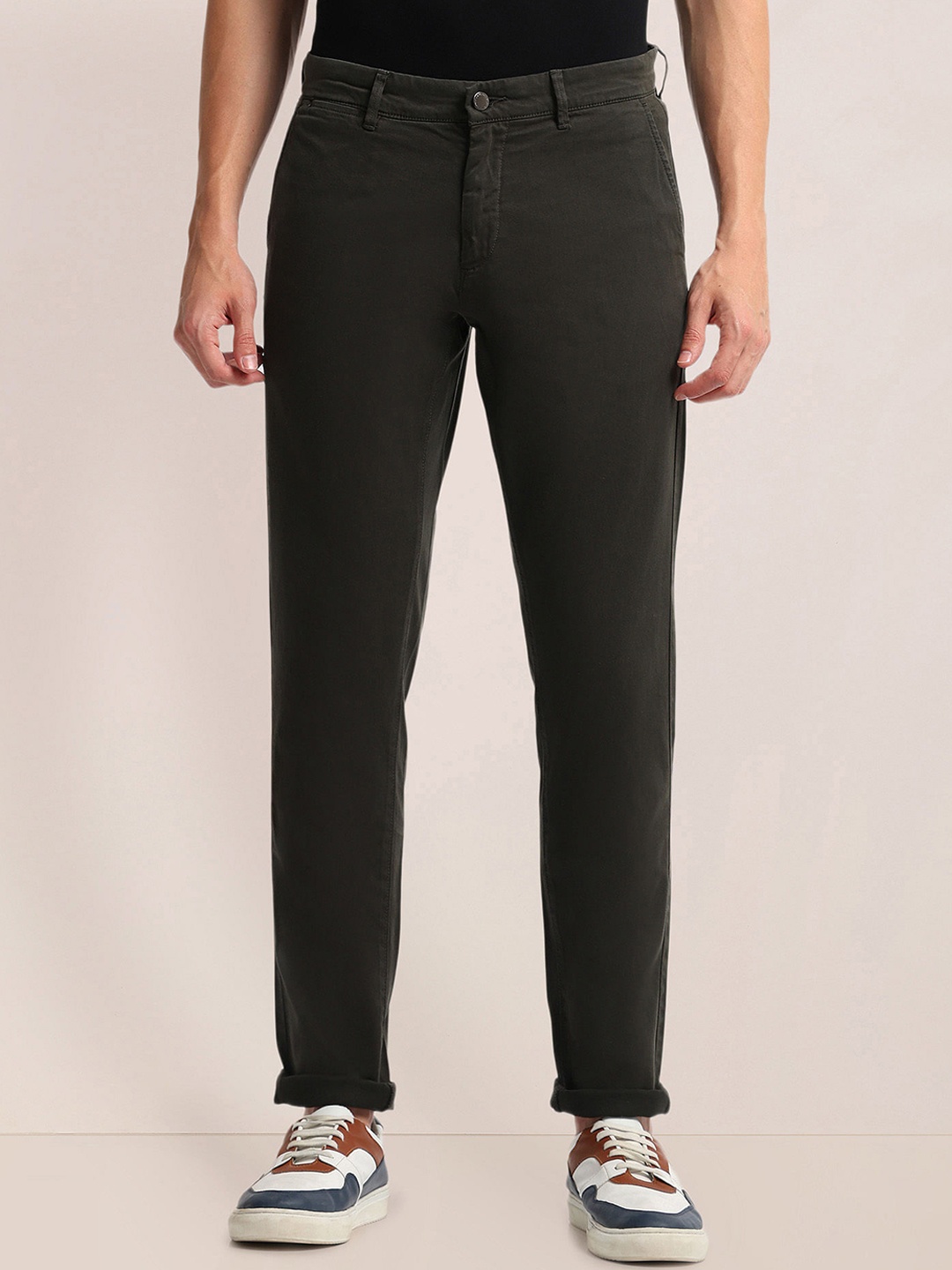 

U.S. Polo Assn. Men Slim Fit Mid-Rise Chinos Trousers, Green