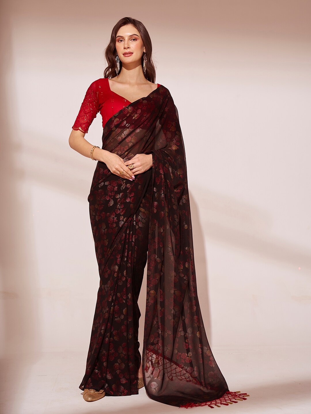 

Mitera Floral Pure Georgette Saree, Black
