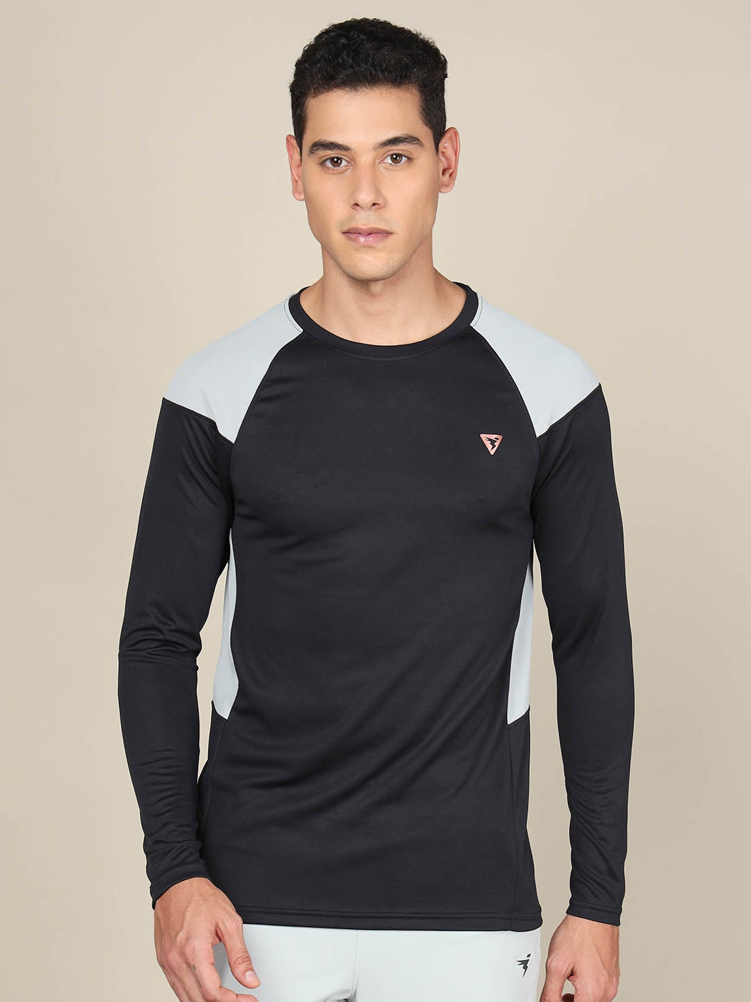 

Technosport Colorblocked Anti Static Slim Fit Active T-shirt, Black