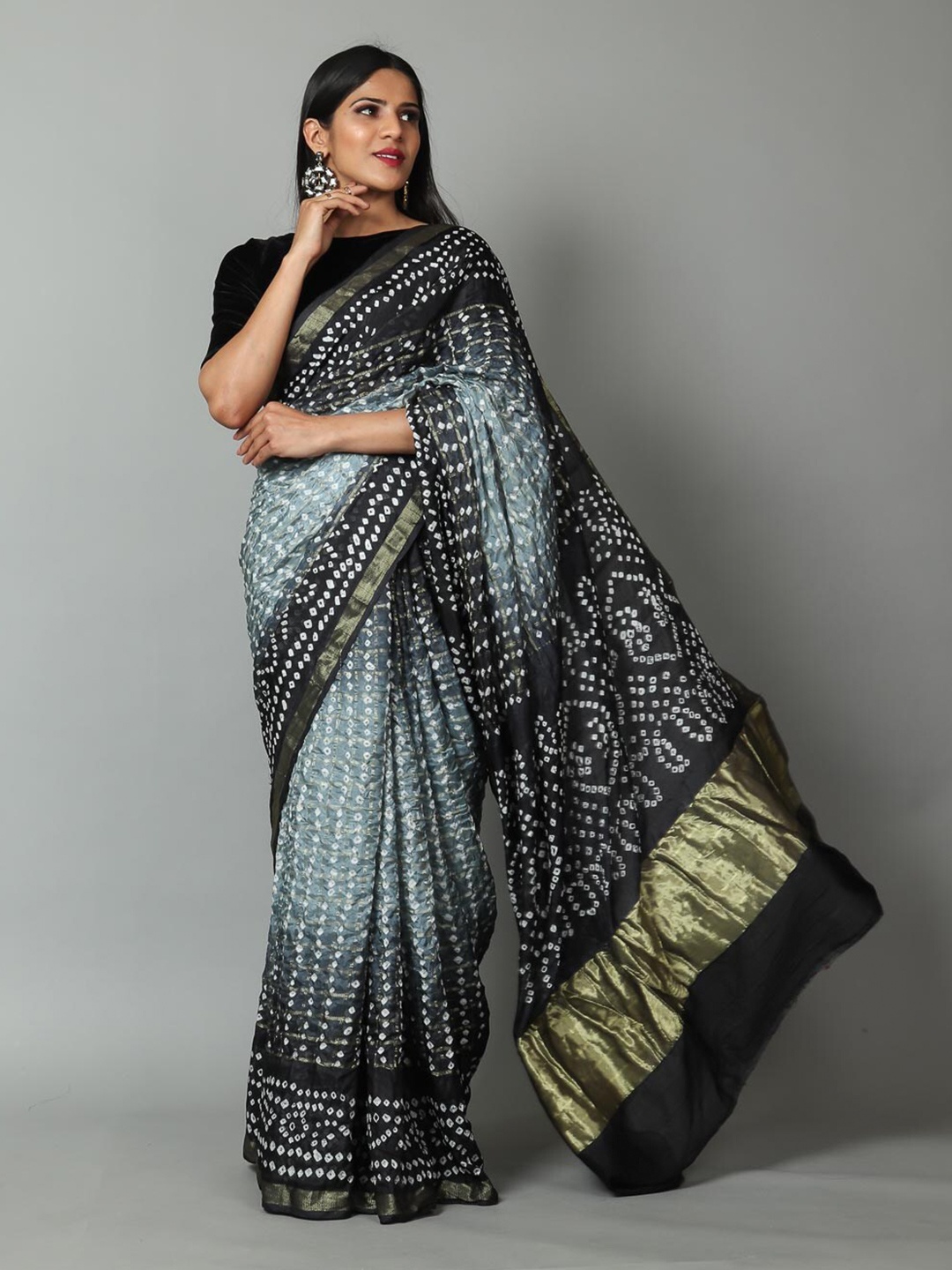 

Kishori Sarees Bandhani Printed Zari Pure Silk Bandhani Saree, Black