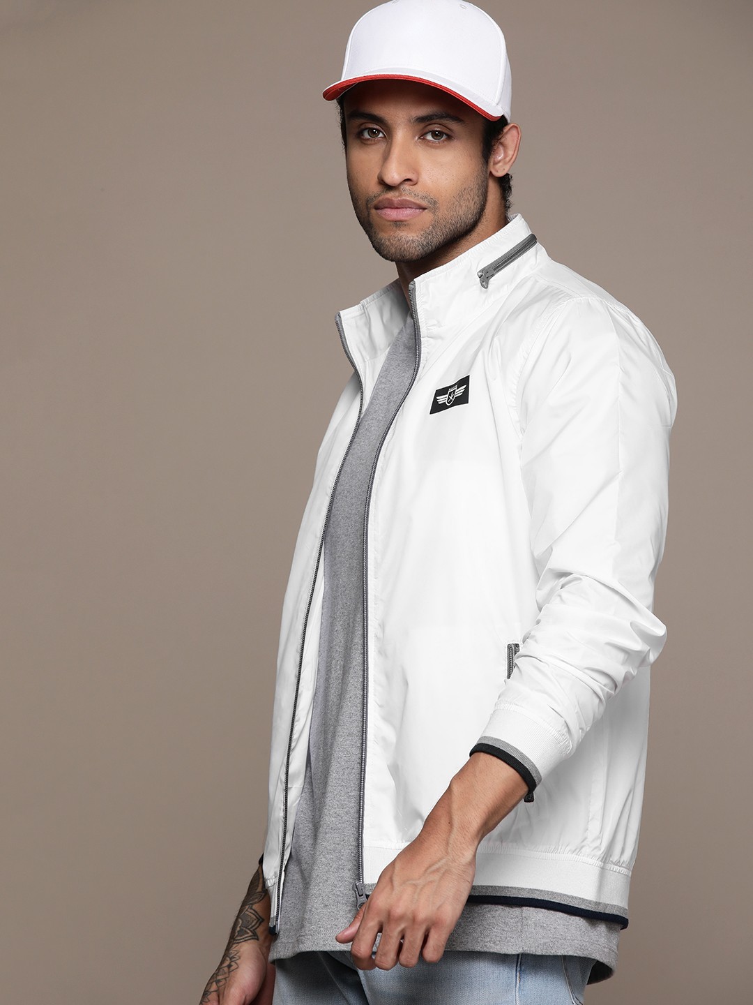 

Roadster Men Windcheater Bomber Jacket, White