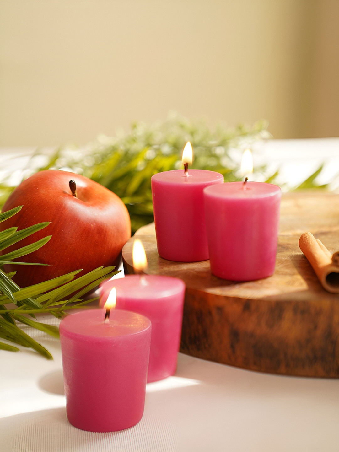 

Pure Home and Living Pink 4 Pieces Apple Cinnamon Votive Candle