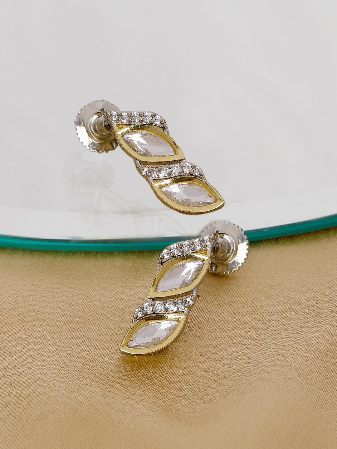 

Ruby Raang Silver-Plated Contemporary Kundan Drop Earrings