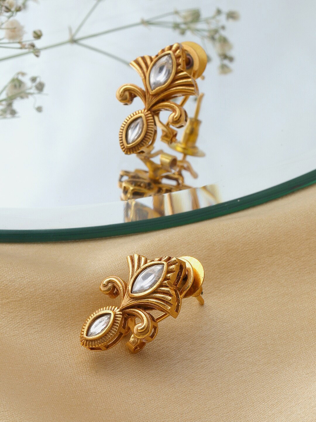 

Ruby Raang Gold-Plated Kundan Studded Contemporary Drop Earrings