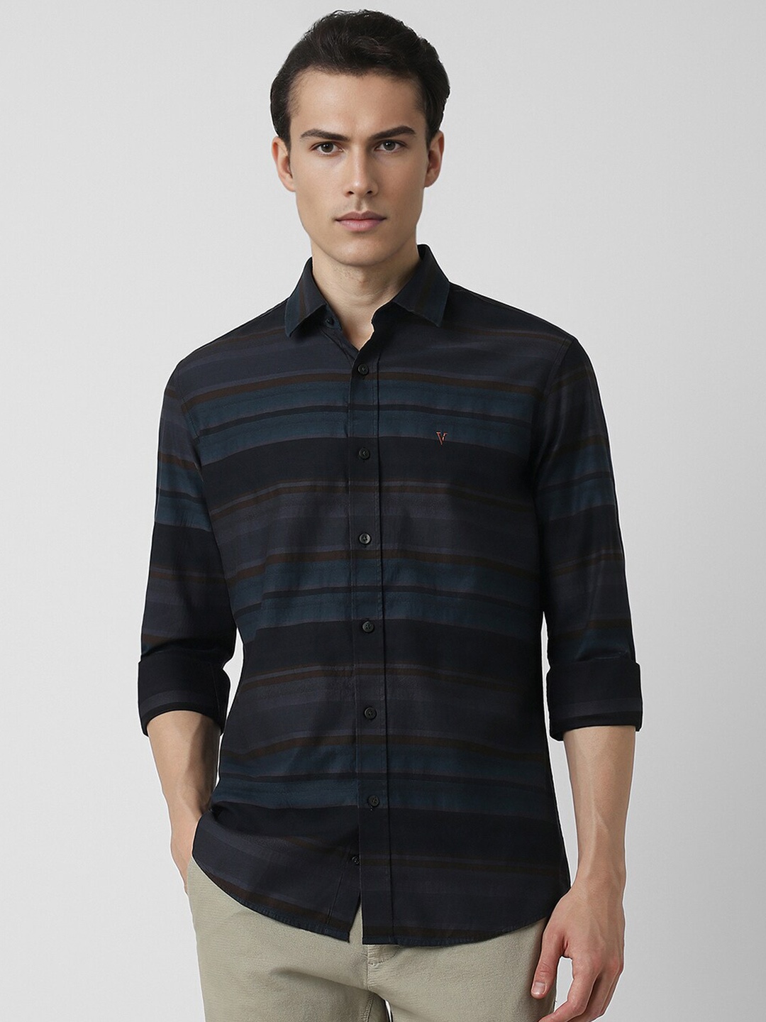 

Van Heusen Sport Slim Fit Horizontal Striped Cotton Casual Shirt, Black