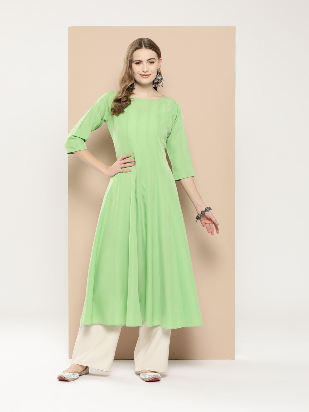 

MBE Women Solid Crepe Anarkali Kurta, Lime green