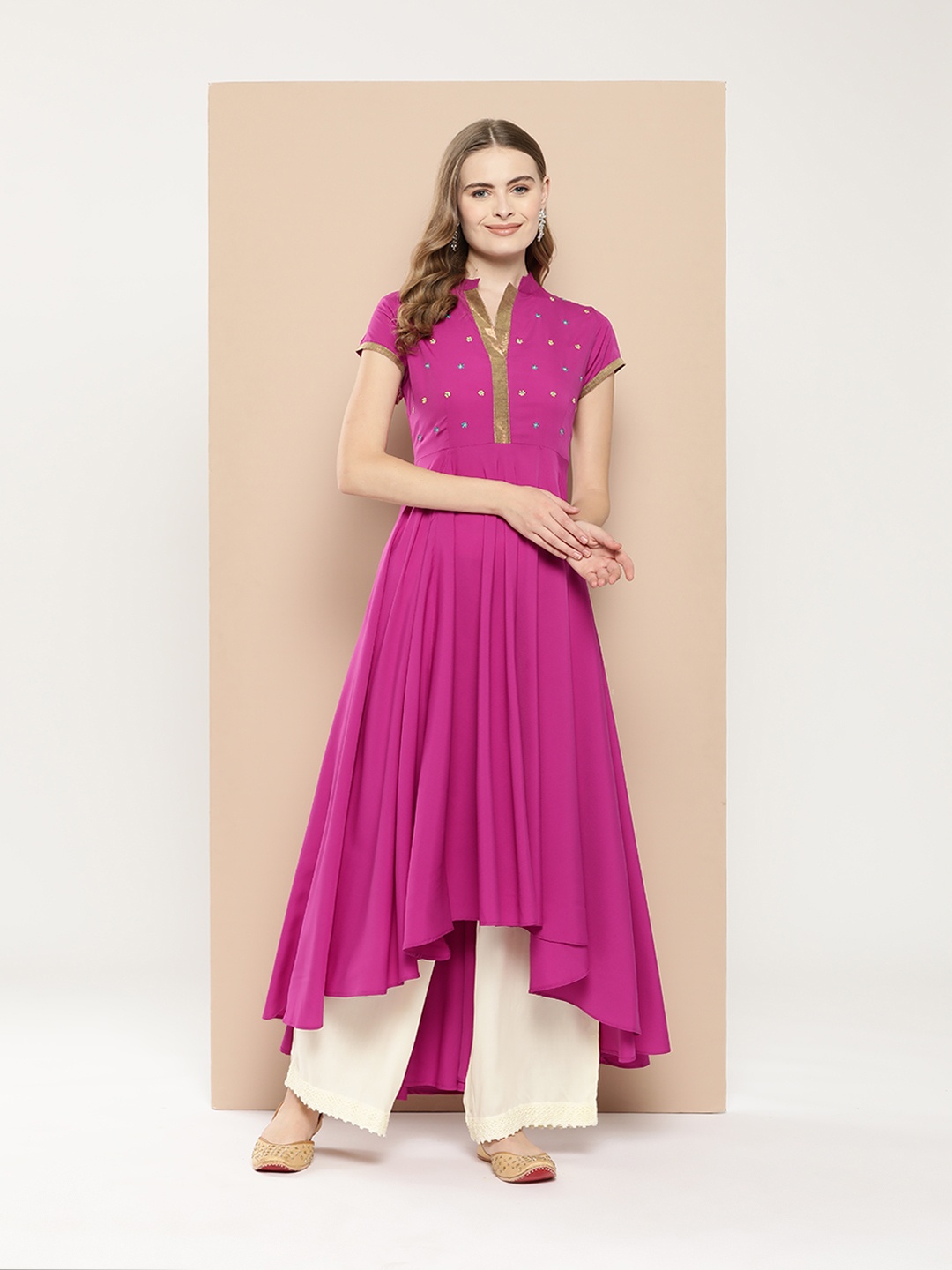 

MBE Floral Embroidered Thread Work Crepe Anarkali Kurta, Magenta