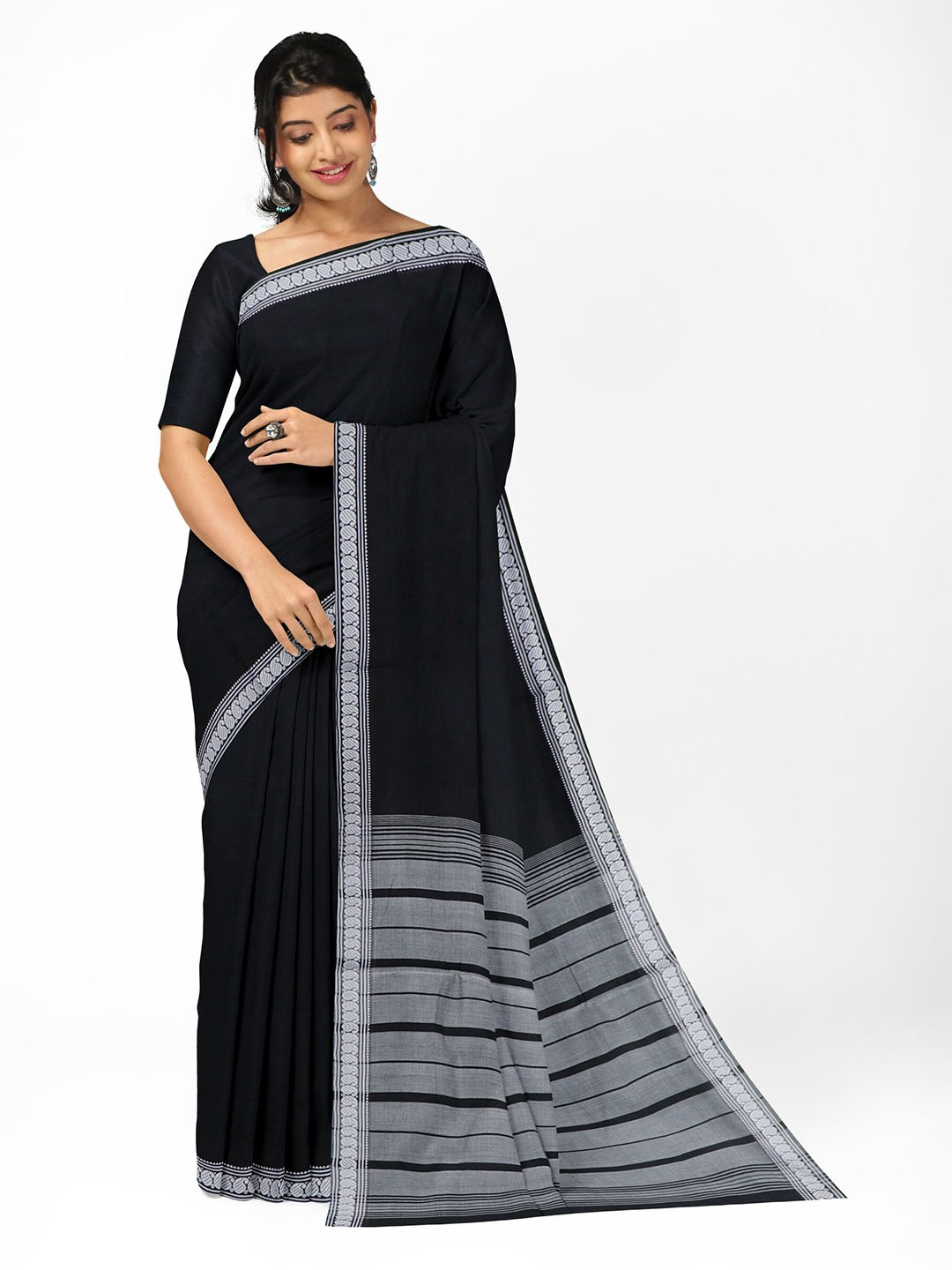 

APCO Bandar Pure Cotton Polavaram Saree, Black