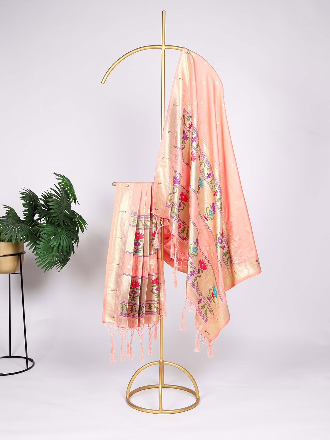 

LOOKNBOOK ART Woven Design Dupatta, Peach