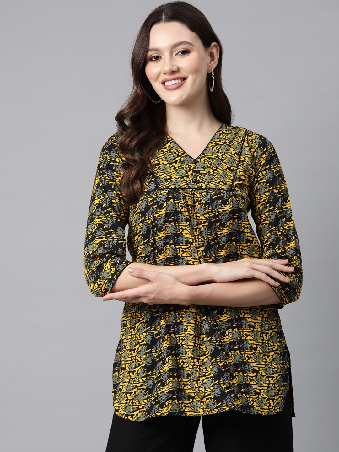 

Cottinfab Abstract Print Crepe Longline Top, Yellow