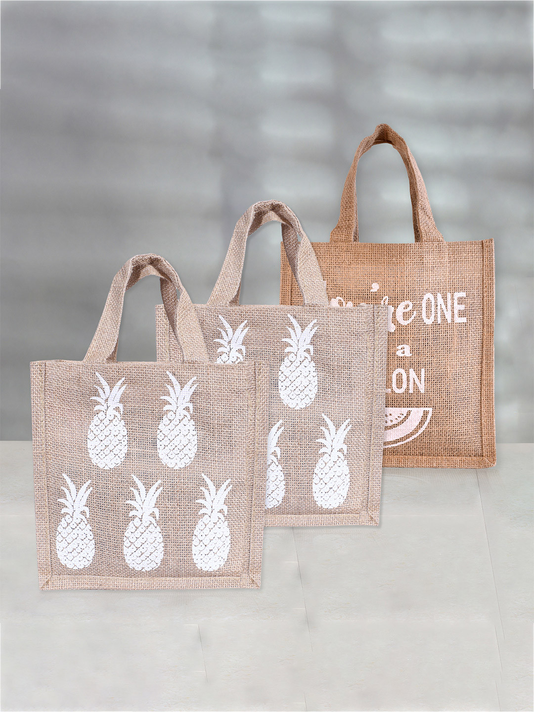 

Kuber Industries Set Of 3 Printed Jute Carry Lunch Bag, Beige