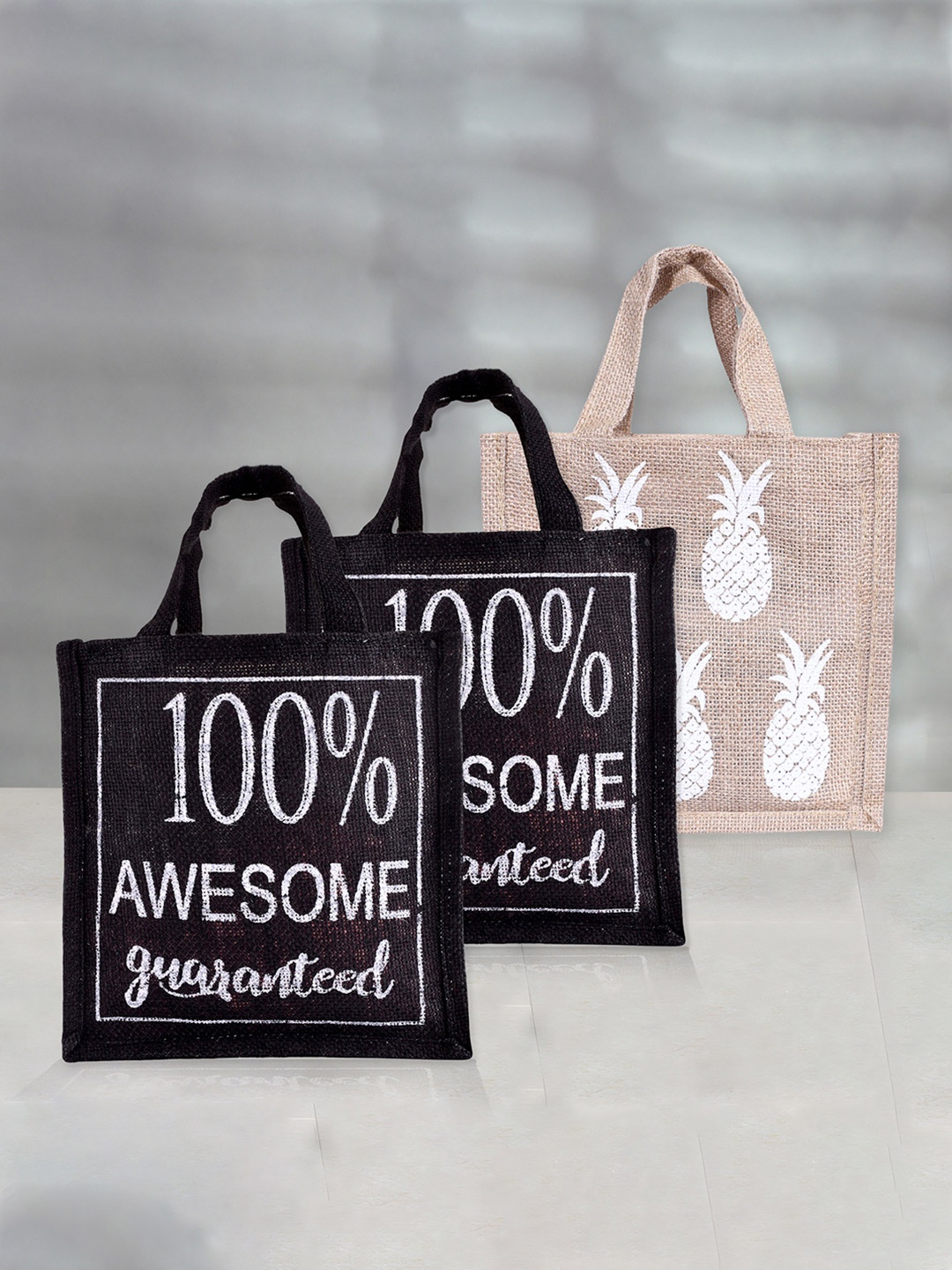 

Kuber Industries Set of 3 Printed Lunch Bag, Black