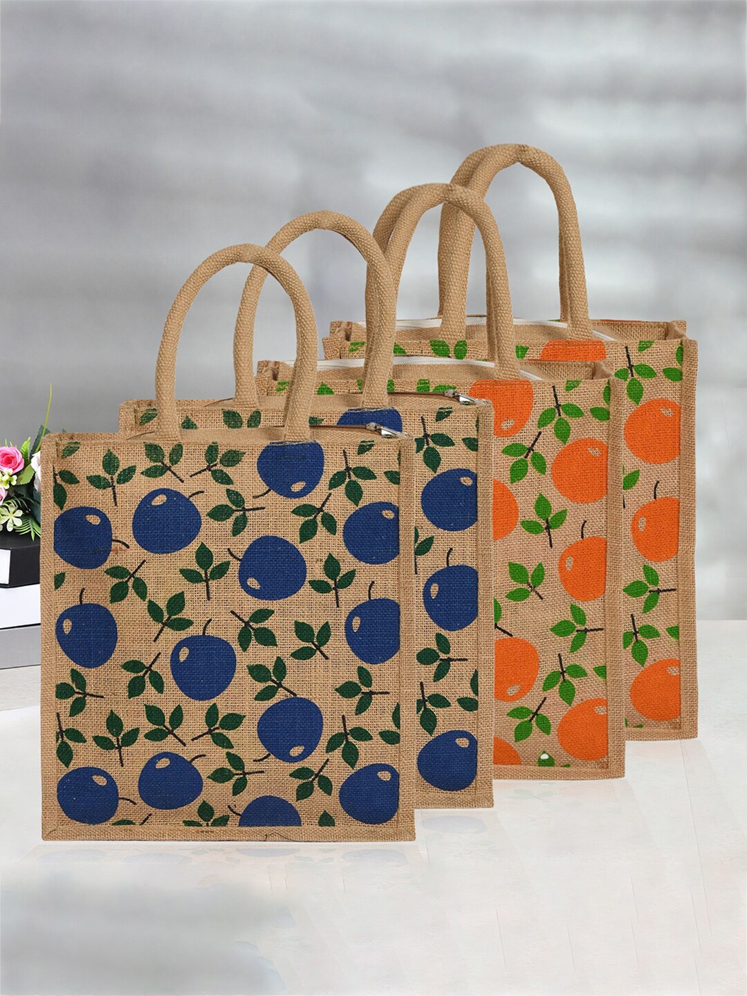 

Kuber Industries Set Of 4 Printed Jute Handheld Bags, Beige